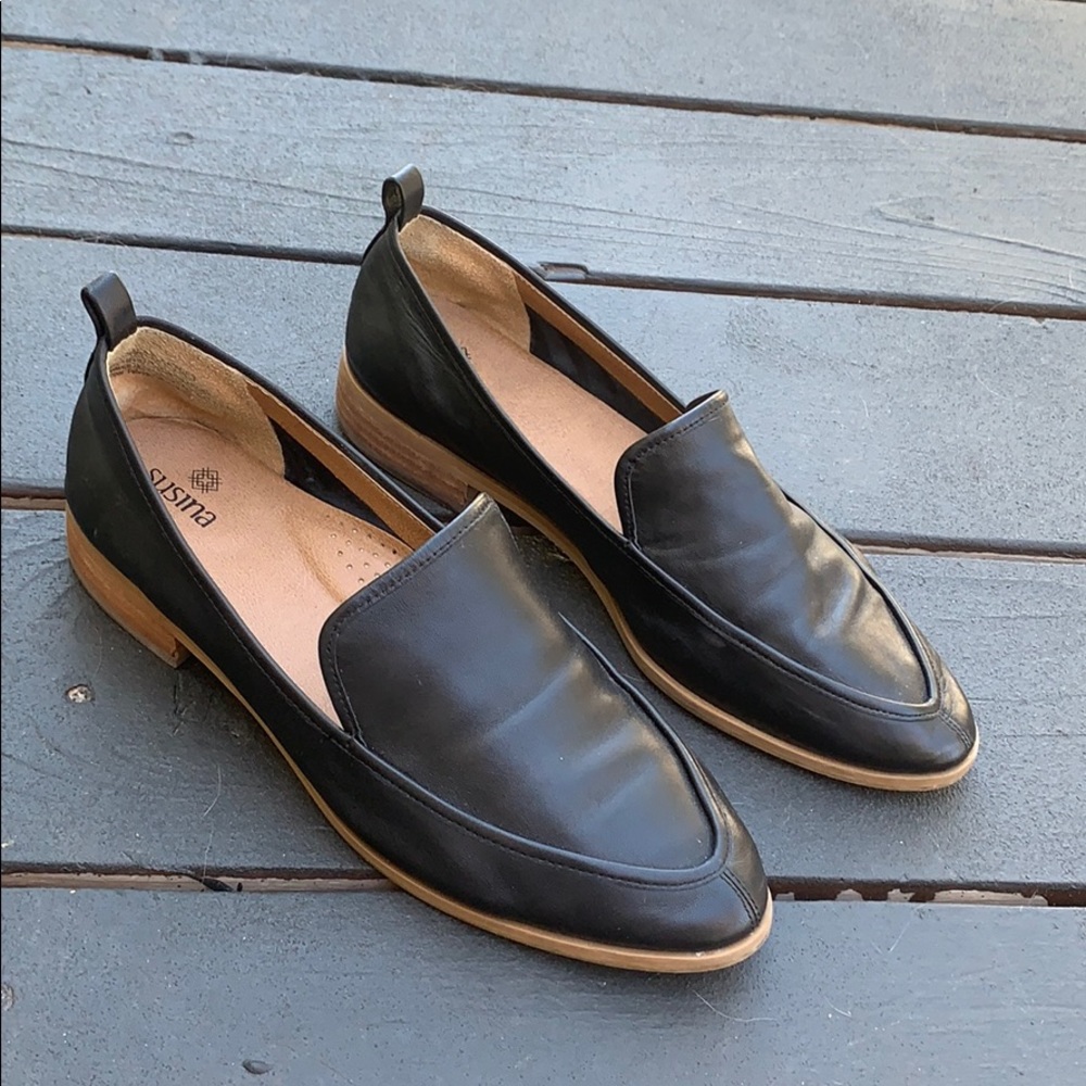 Susina Kellen Almond Toe Loafer